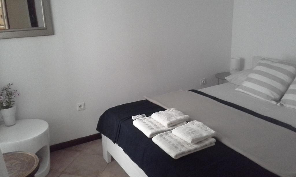 Rooms Livia Traù Esterno foto